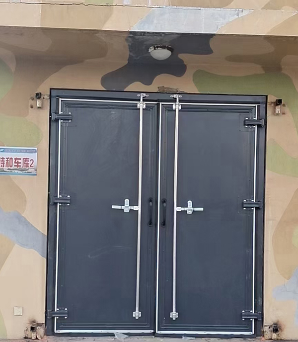 永宁工业平开门