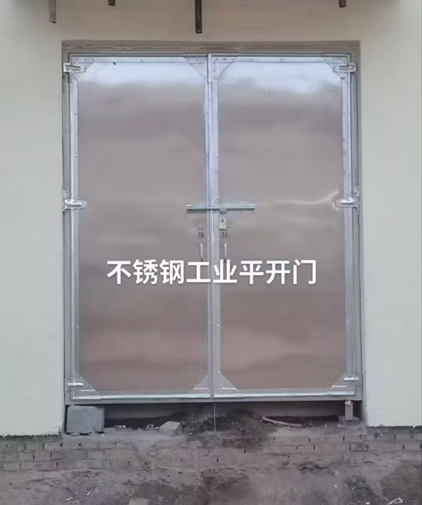 不锈钢永宁工业平开门在现代工业场景中的应用实践