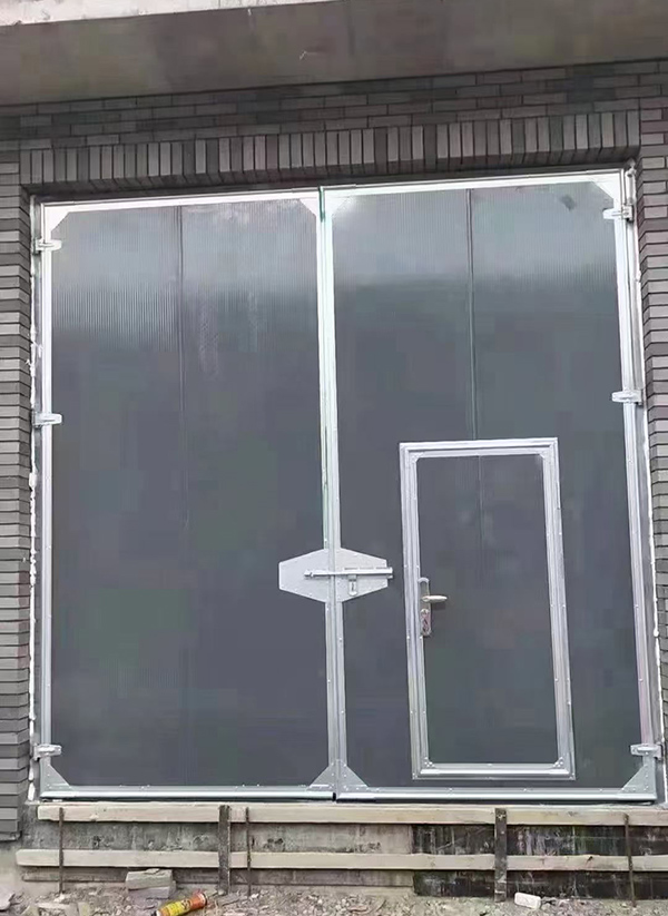 永宁工业平开门在大型设备制造车间的应用实例