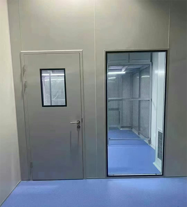 学校教学楼完成永宁防火门标准化安装